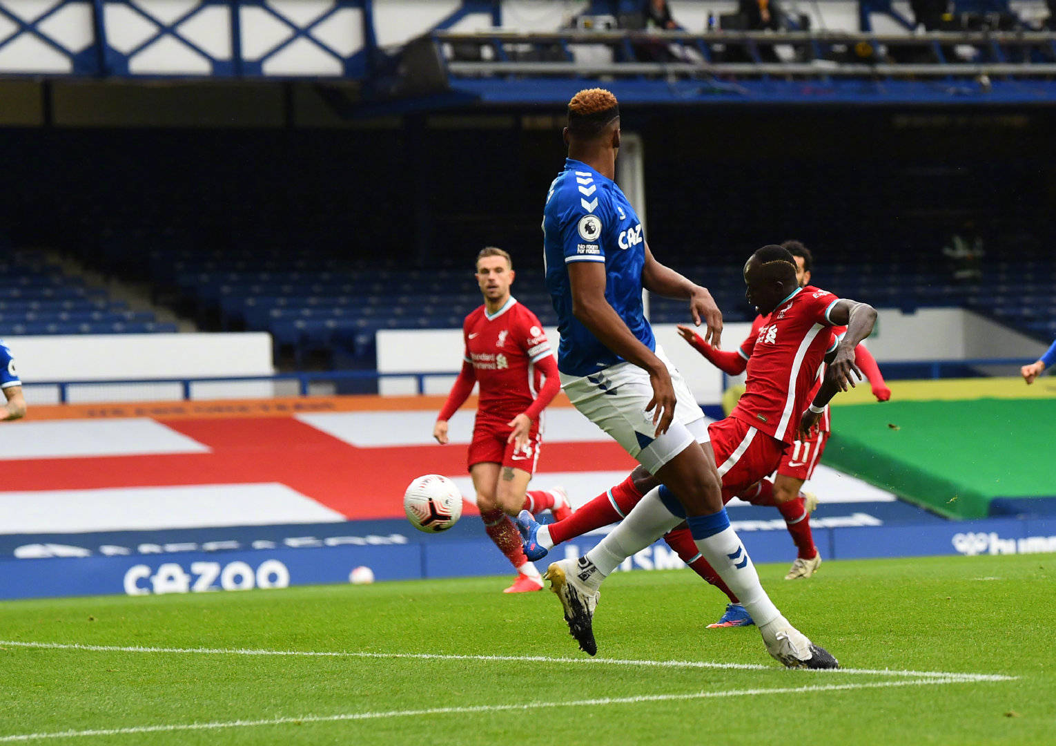 他们晋升为 他们晋升为